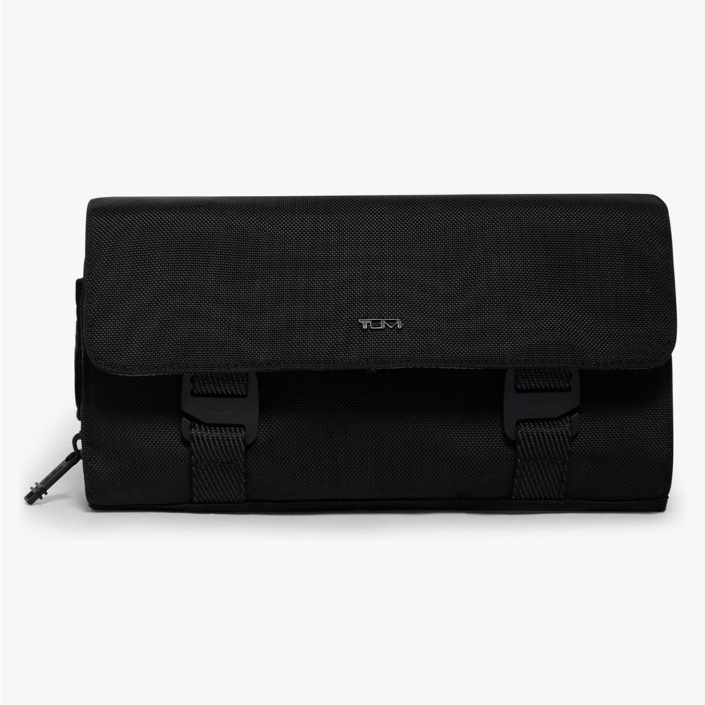 Tumi Hanging Travel Organizer - Black